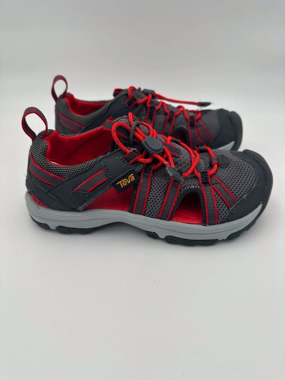 TEVA Manatee Red Children’s Sandals Size 13 Water and Hiking Shoes